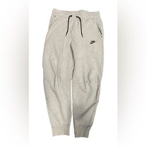 ‘Nike’ Men’s Sportswear Tech Fit Grey Joggers. Size- Men’s US L.